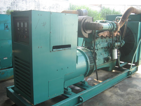 番阳镇租赁发电机- 发电机碳刷磨损的原因是什么