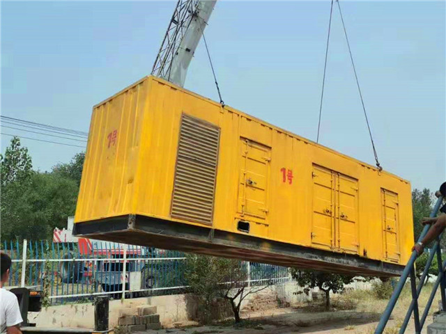 番阳镇300KW柴油发电机组油耗是多少？
