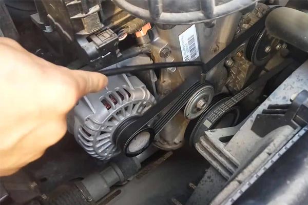 番阳镇转速传感器的工作原理是什么？